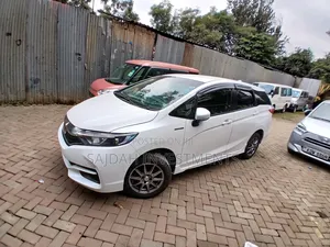 Honda Shuttle 2018 White