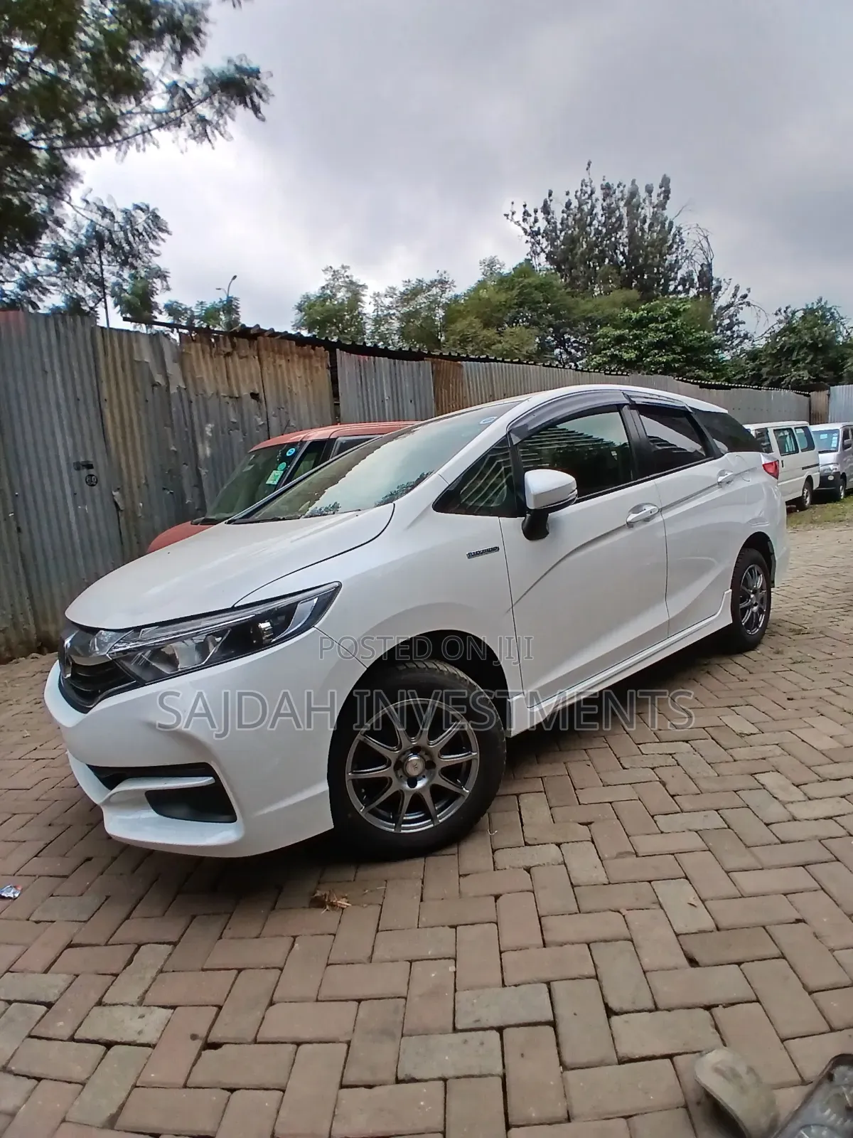 Honda Shuttle 2018 White