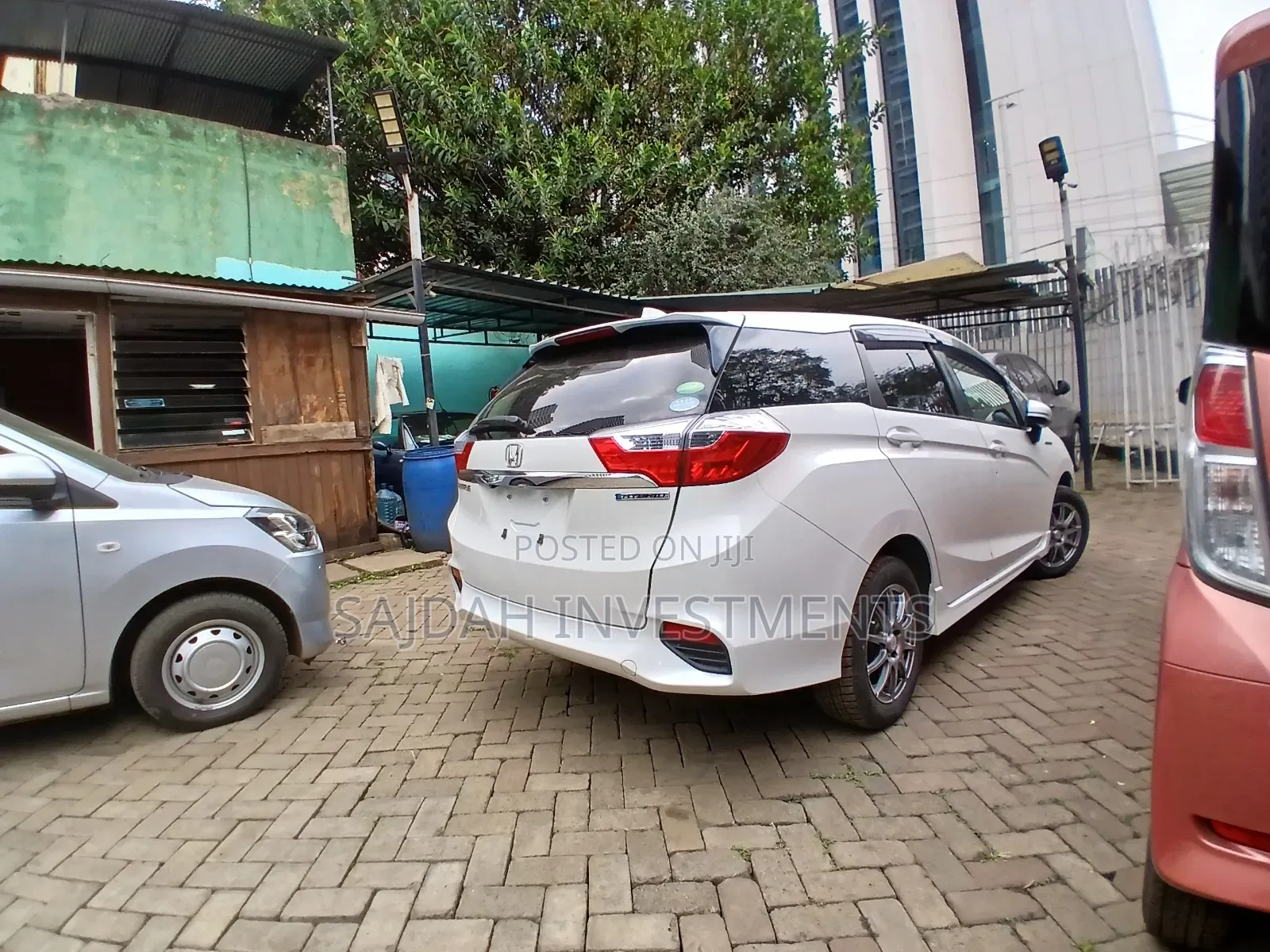 Honda Shuttle 2018 White