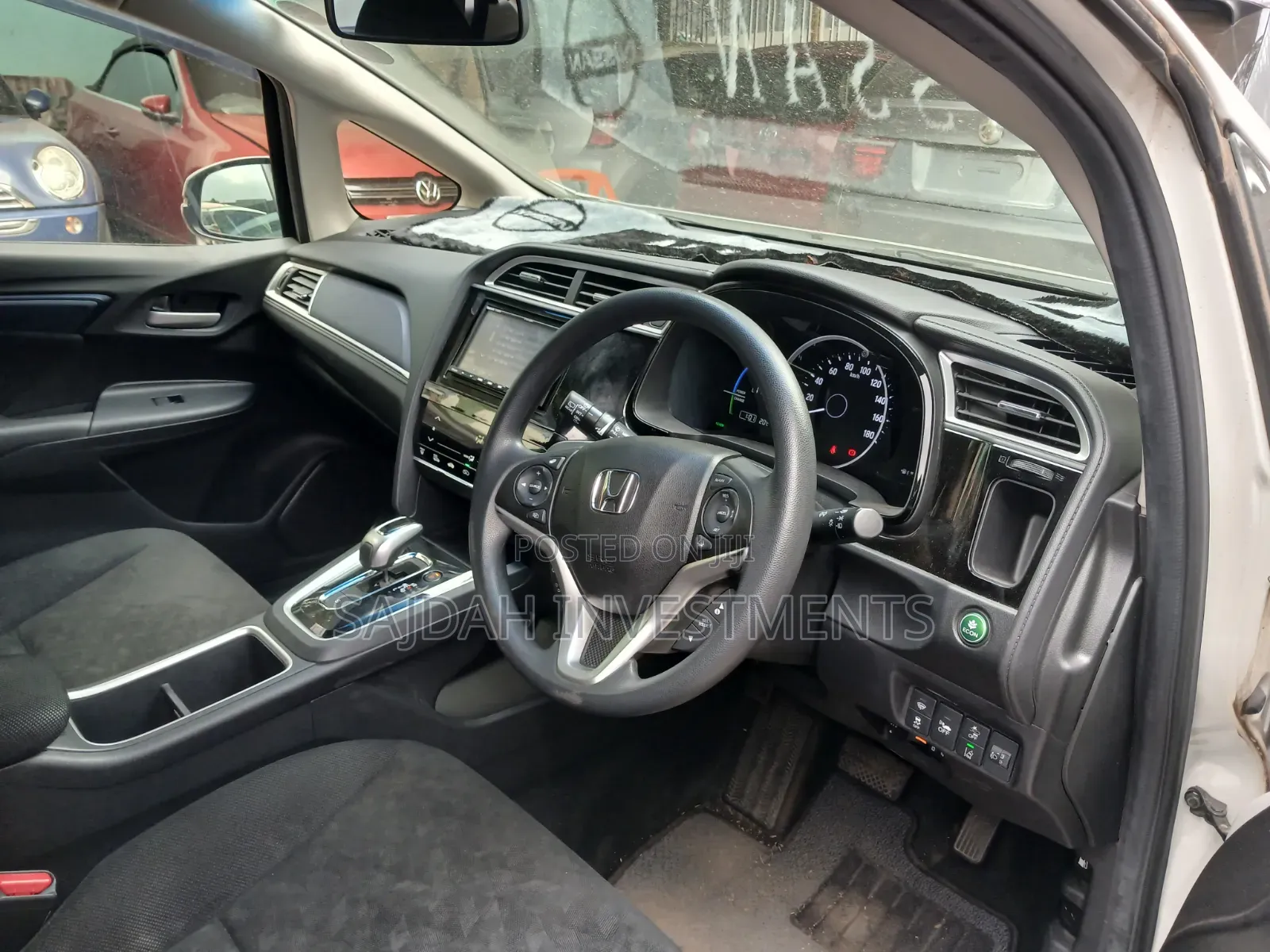 Honda Shuttle 2018 White