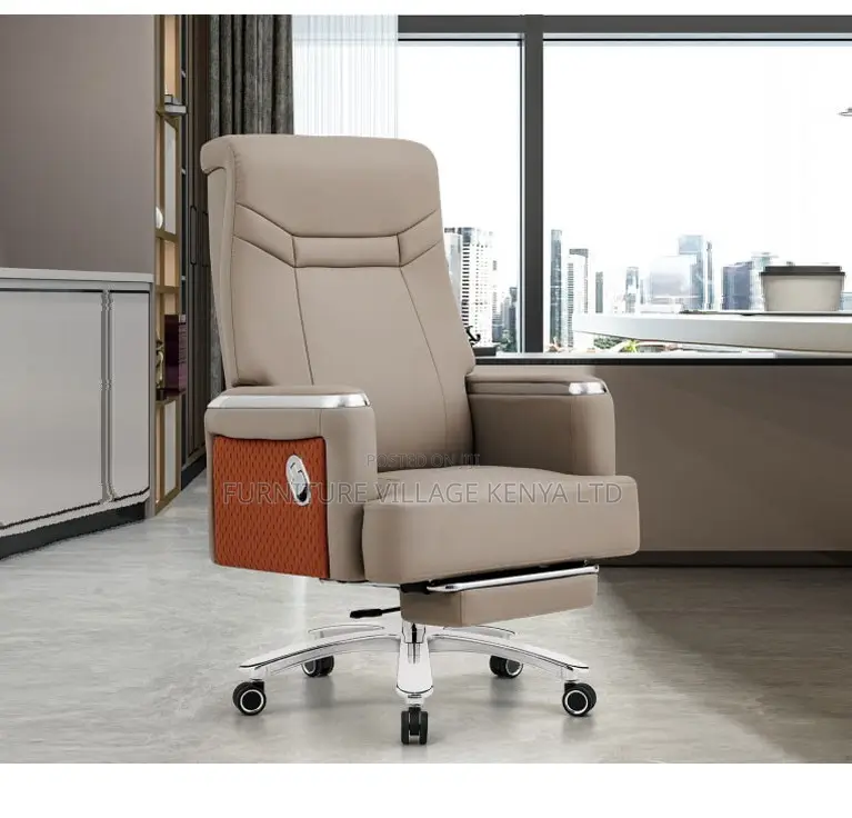 Director's Executive Seat