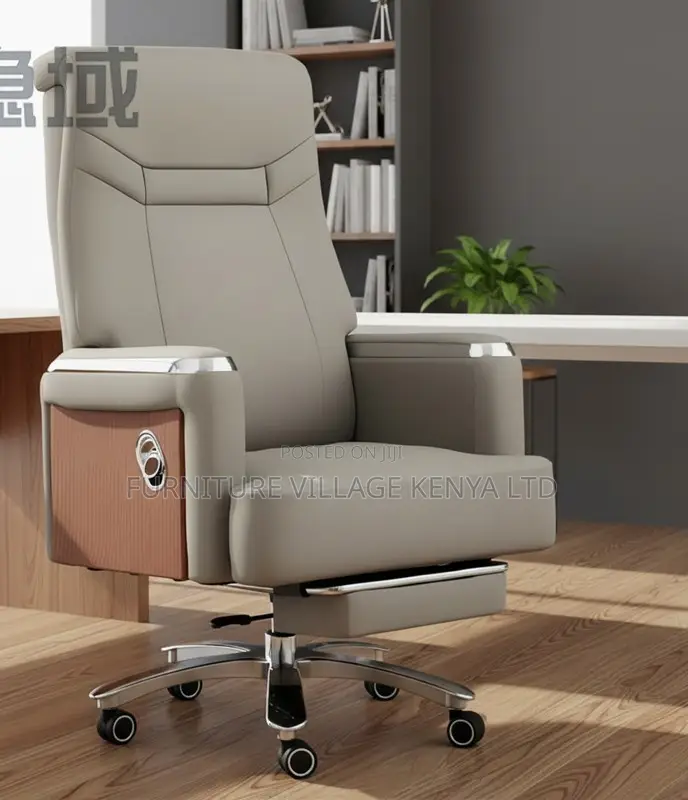 Director's Executive Seat