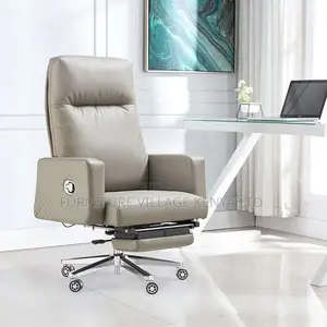 Director's Executive Seat