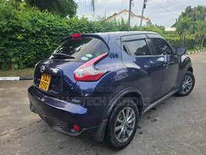 Nissan Juke 2015 Blue