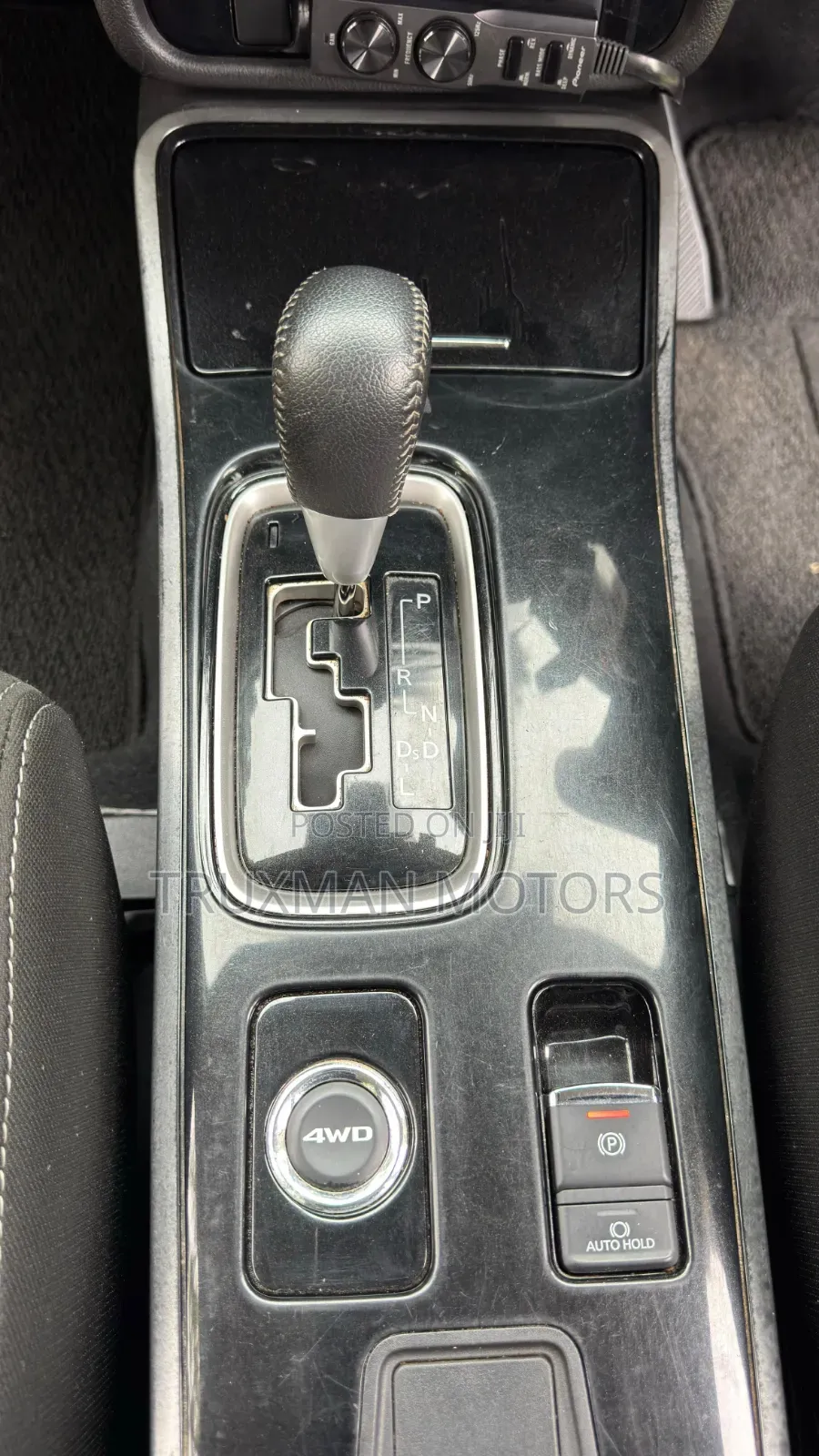 Mitsubishi Outlander 2018 White