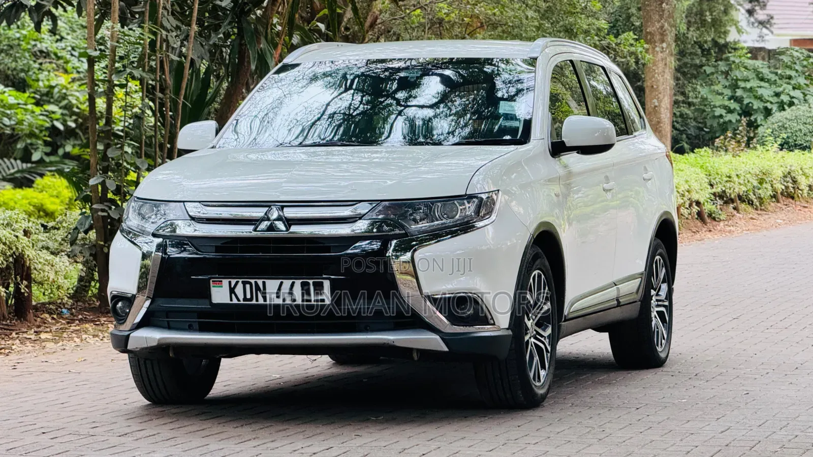 Mitsubishi Outlander 2018 White