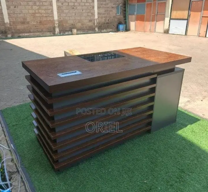 Office Desk : 140cm Brown Office Executive Desk