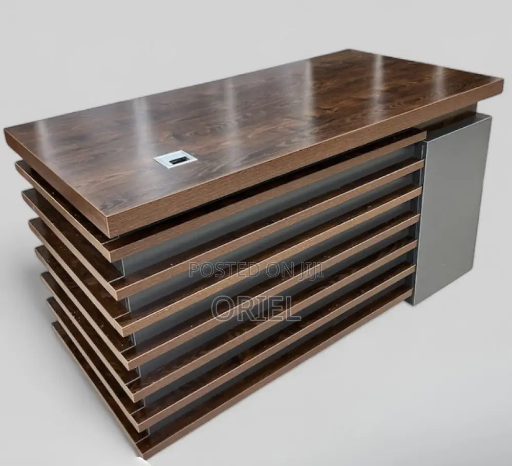 Office Desk : 140cm Brown Office Executive Desk