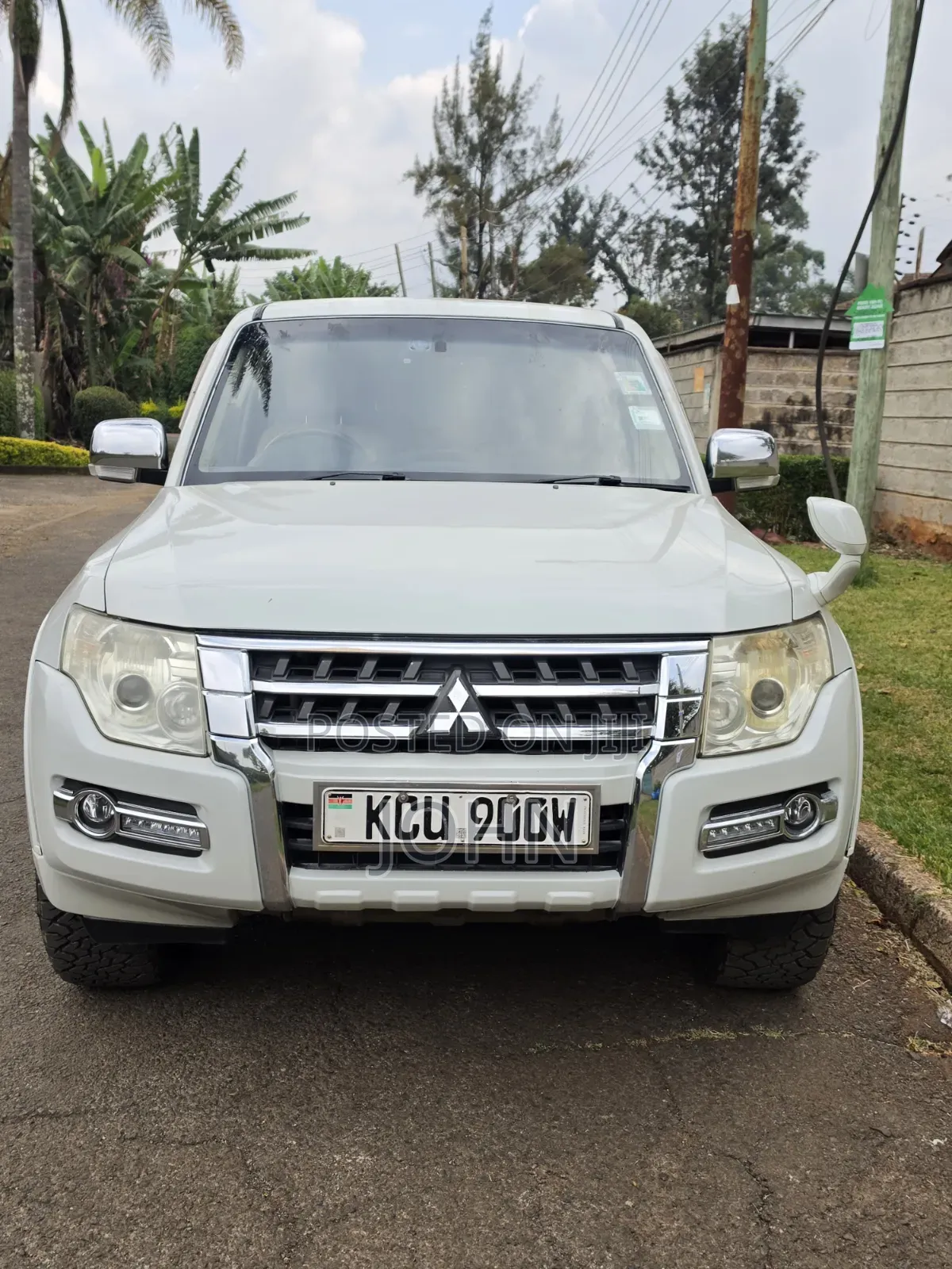 Mitsubishi Pajero 2011 Pearl