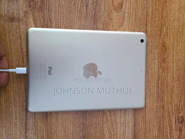 Apple iPad mini 3 64 GB Gray - thumbnail 2