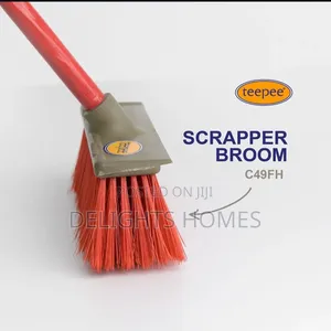 Teepee Scrapper Soft Broom With Stick_b