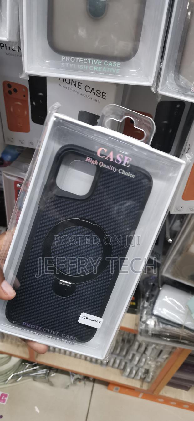 iPhone 11 Pro Max Flip-Out Metal Kickstand Ring Case - thumbnail 2