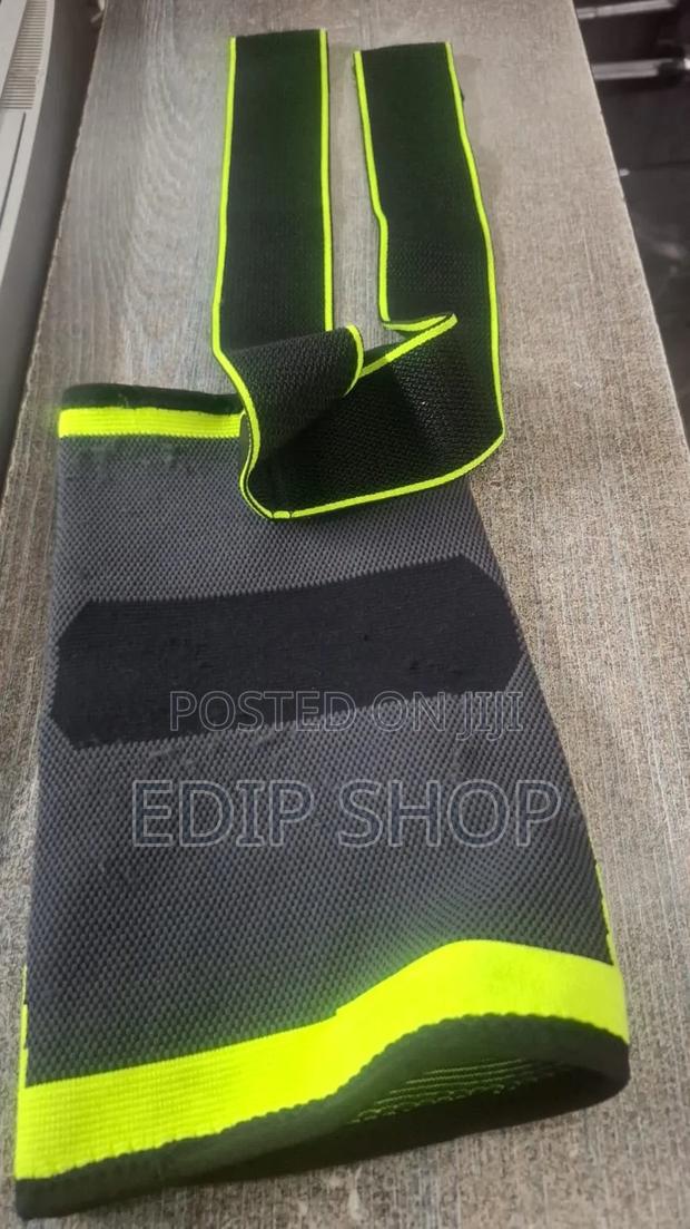 Knee Support Balance. Knee Sleeves