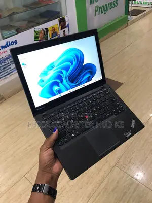 Laptop Lenovo ThinkPad X240 8GB Intel Core i5 SSD 128GB