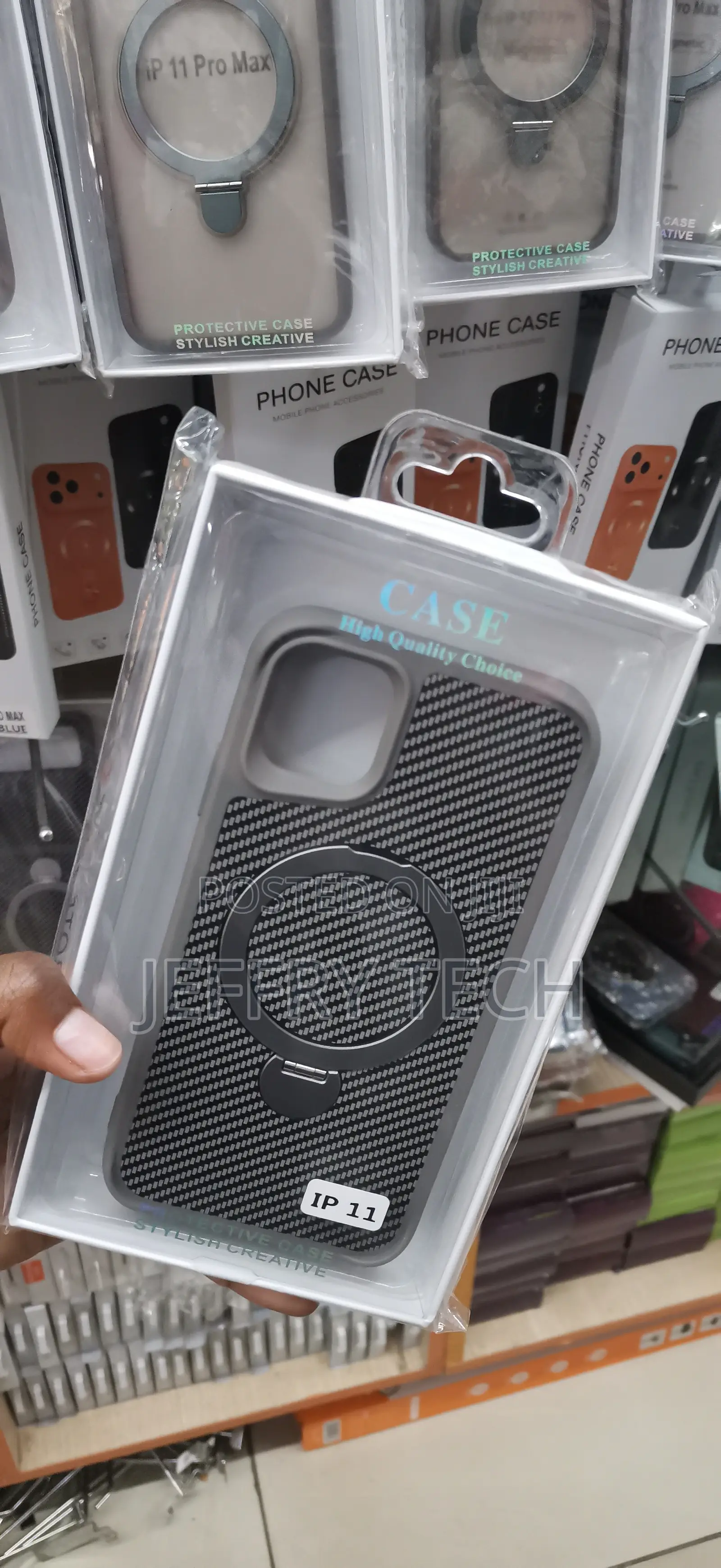 iPhone 11 Modern, Dark Grey Carbon Fiber-Style Cover