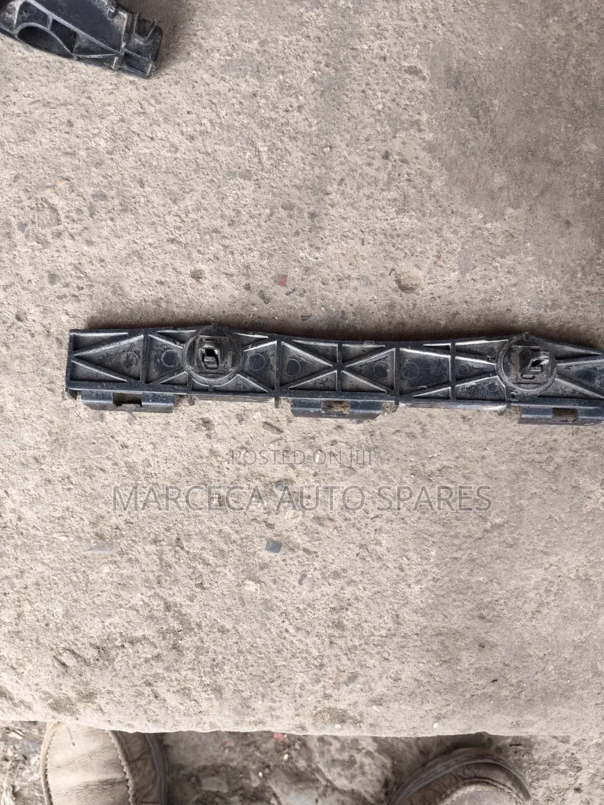Lexus Is Models Rear Bumper Slide Retainer