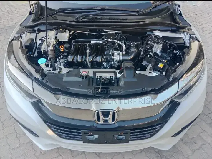Honda Vezel 2019 White