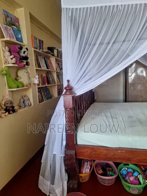 Pilipili Swahili Bed