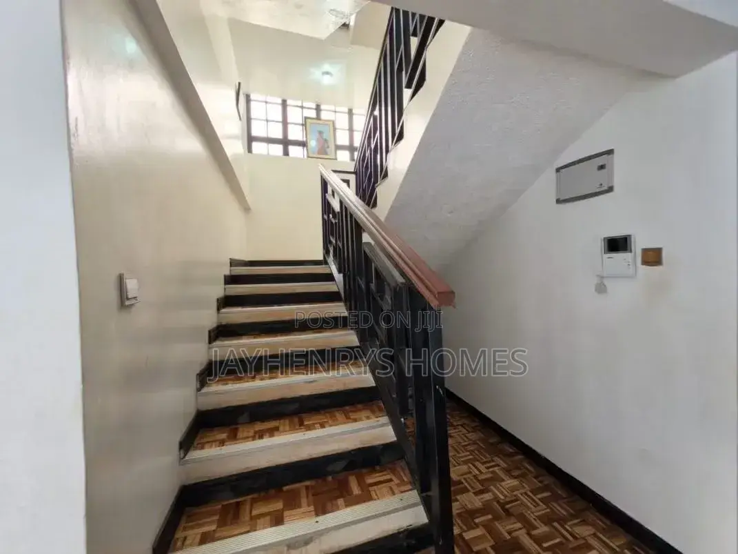 4bdrm House in Kamiti Corner, Old Junction for sale