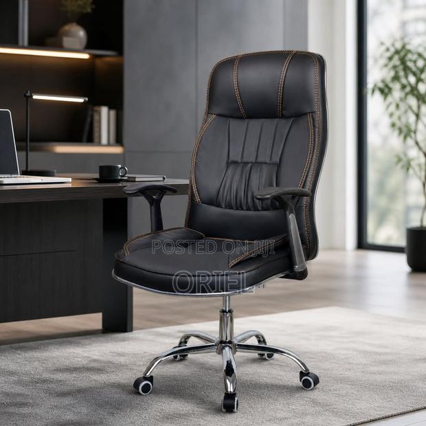 Office Chair : Executive Black Leather High-Back Office Chair - thumbnail 3