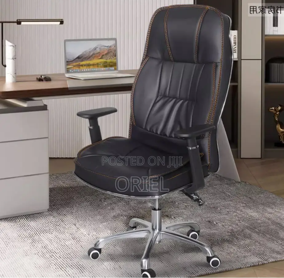 Office Chair : Executive Black Leather High-Back Office Chair