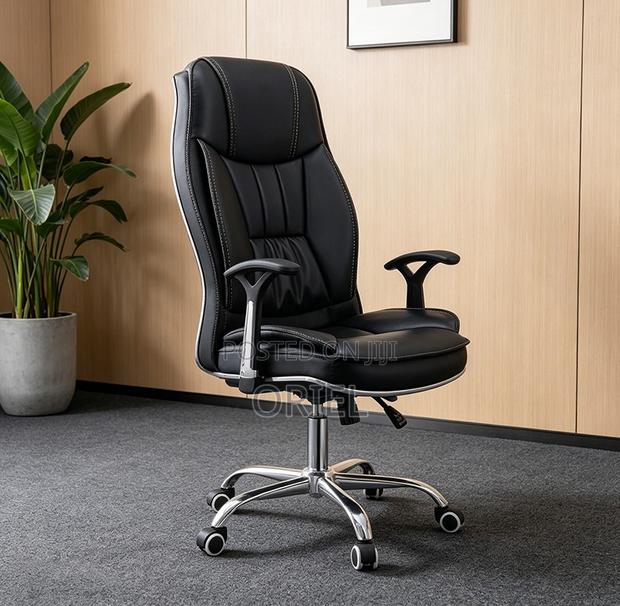 Office Chair : Executive Black Leather High-Back Office Chair - thumbnail 20