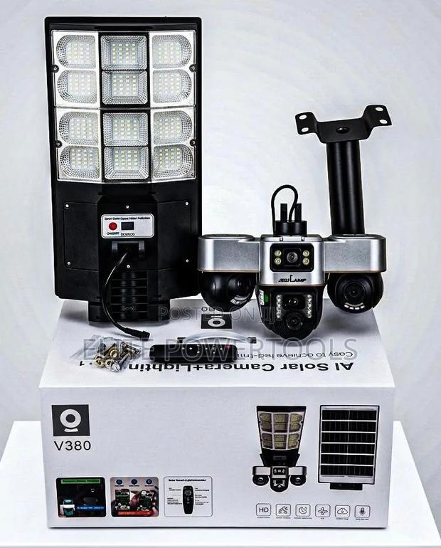 V380 Solar Security Camera With Led Floodlight Solar Panel