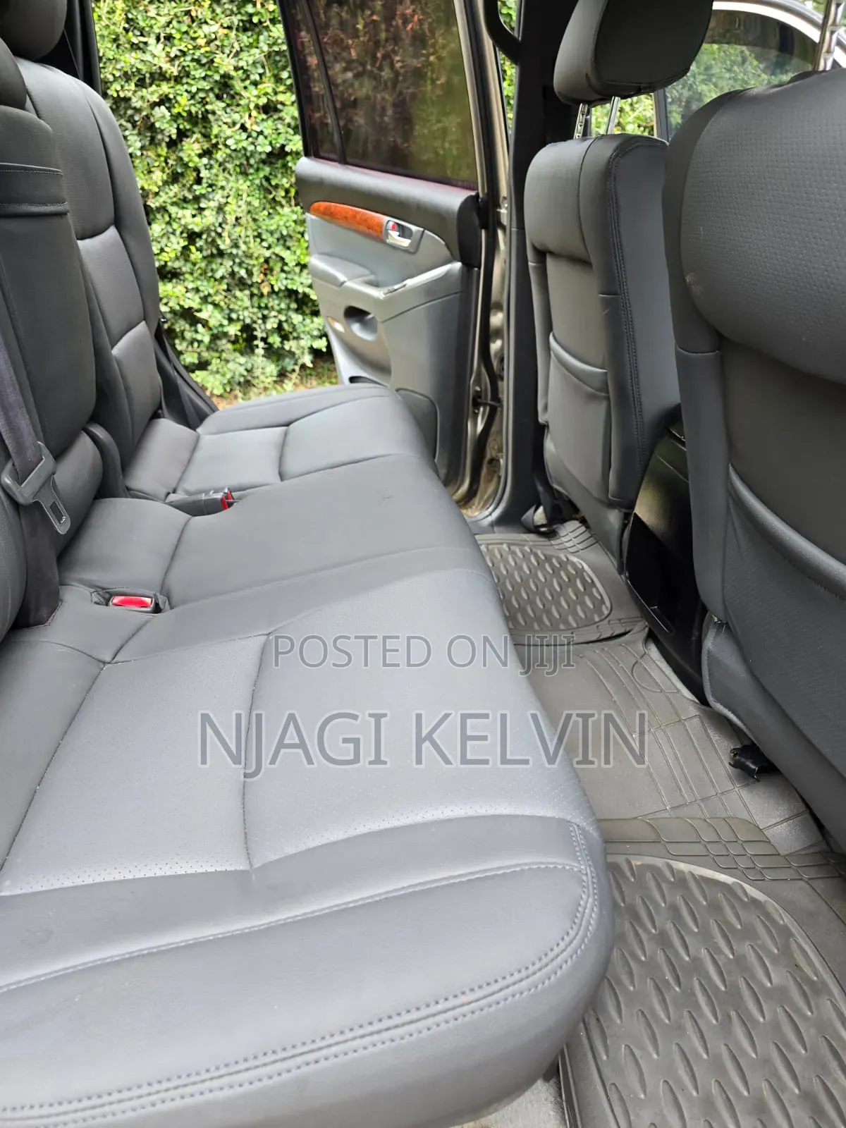 Toyota Land Cruiser Prado 3.0 D-4D 5dr 2005 Gold