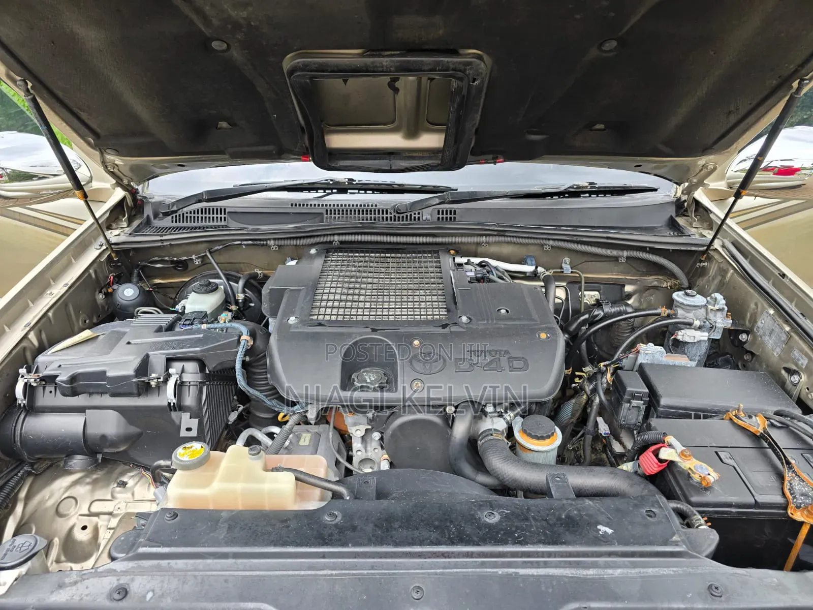 Toyota Land Cruiser Prado 3.0 D-4D 5dr 2005 Gold