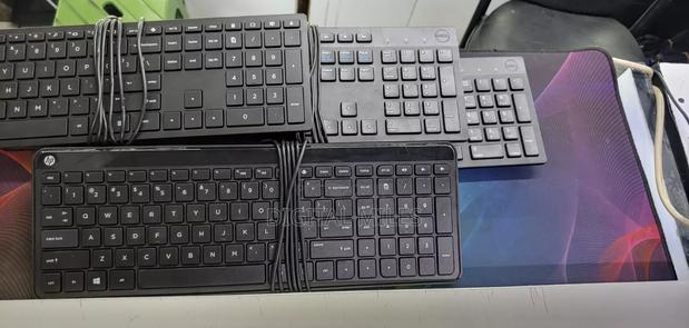 Computer Keyboard - thumbnail 2