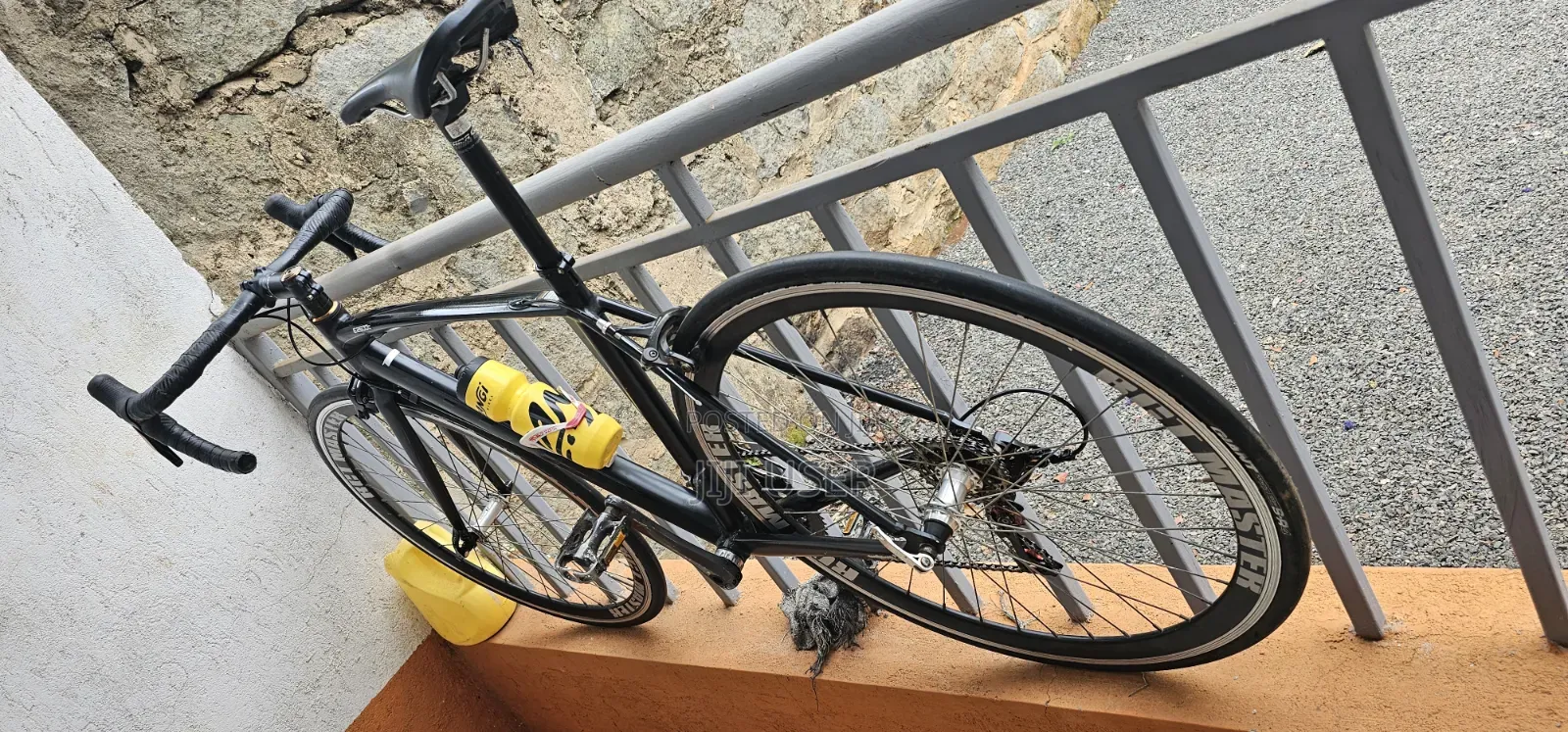 Extremely Light Aluminum/Carbon Road Bike