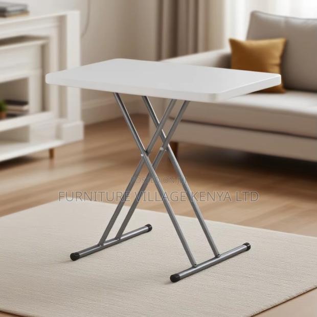 Square Folding Plastic Table