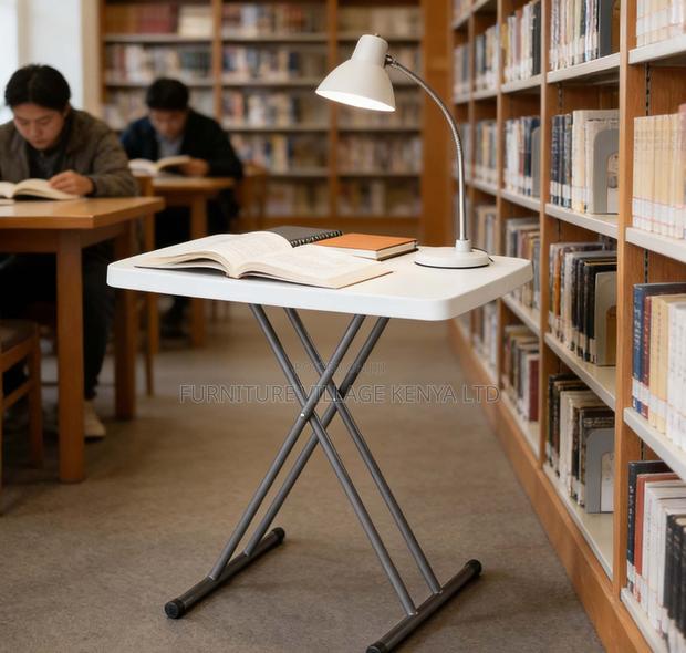 Square Folding Plastic Table - thumbnail 10