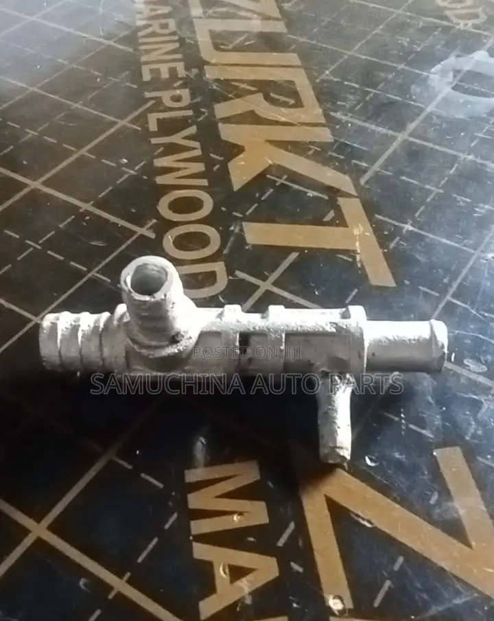 Connector Toyota Vitz 2008