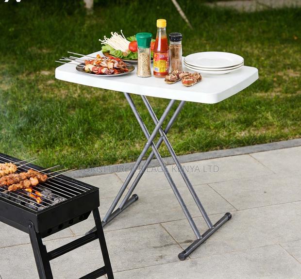 Square Folding Plastic Table - thumbnail 15