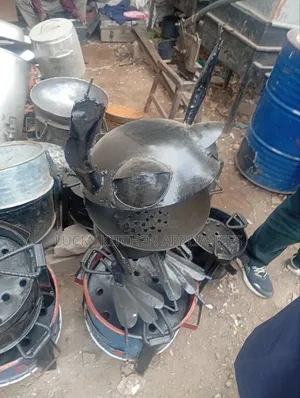 Smart Design Frog Mild Steel Club or Compound Warmer.