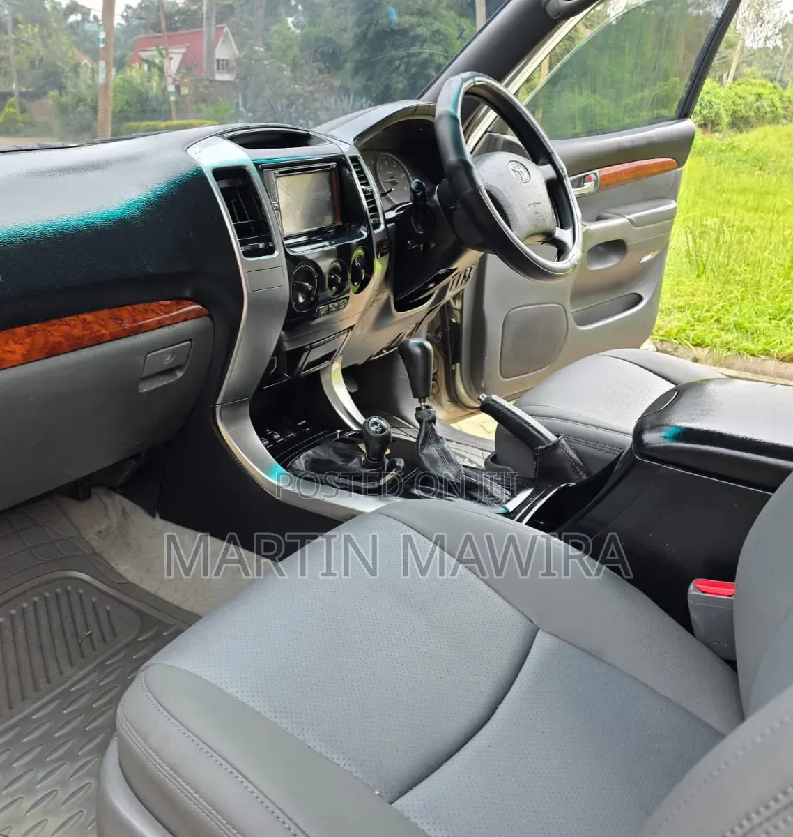 Toyota Land Cruiser Prado 2005 Gold