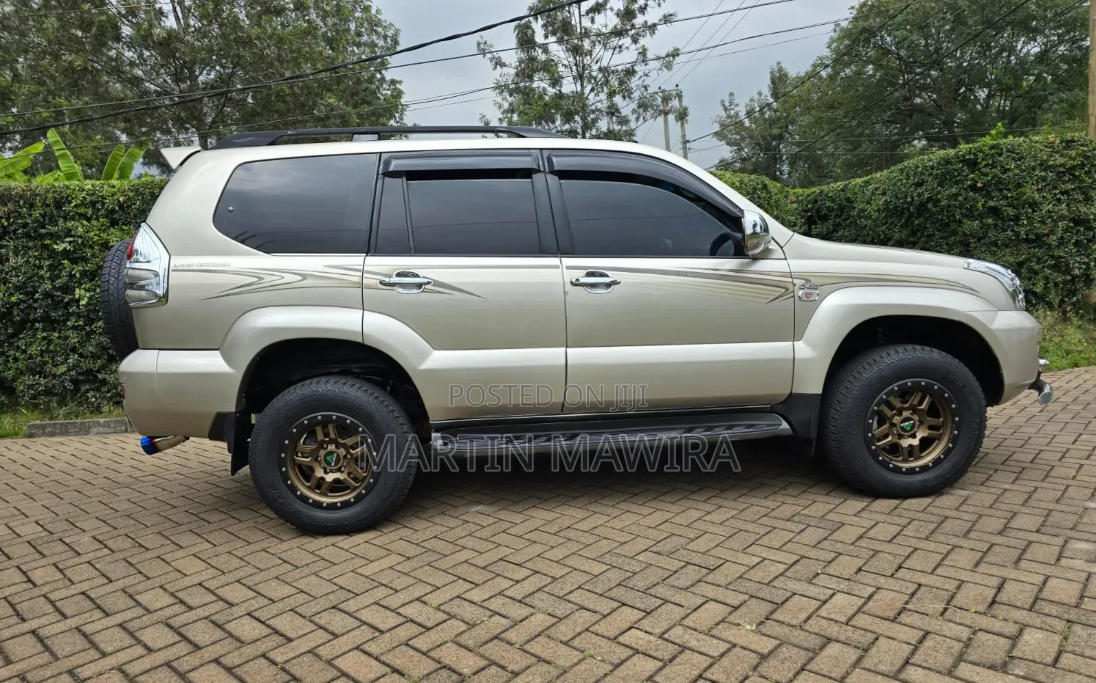 Toyota Land Cruiser Prado 2005 Gold
