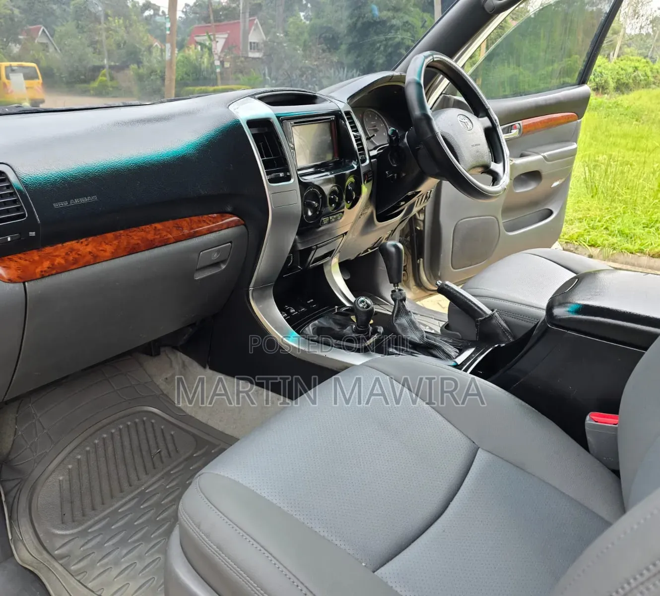 Toyota Land Cruiser Prado 2005 Gold