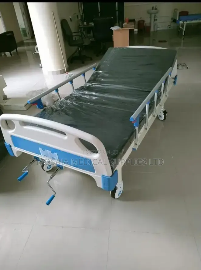 Double Crank Bed With Mattress