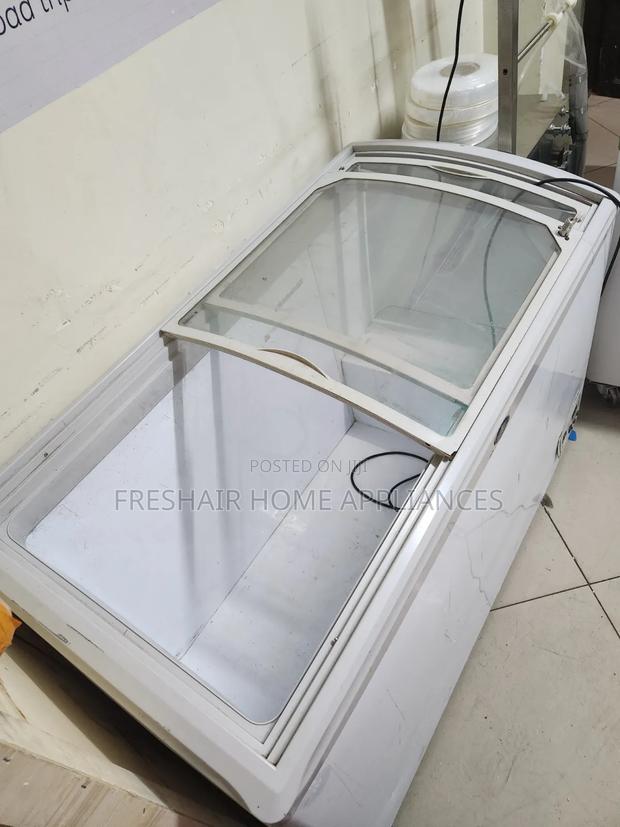 White Display Freezer - thumbnail 2