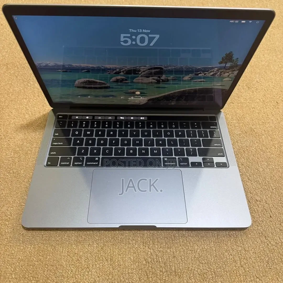 Laptop Apple MacBook 2020 16GB Intel Core i5 SSD 512GB