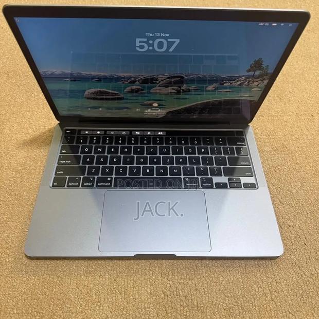 Laptop Apple MacBook 2020 16GB Intel Core i5 SSD 512GB