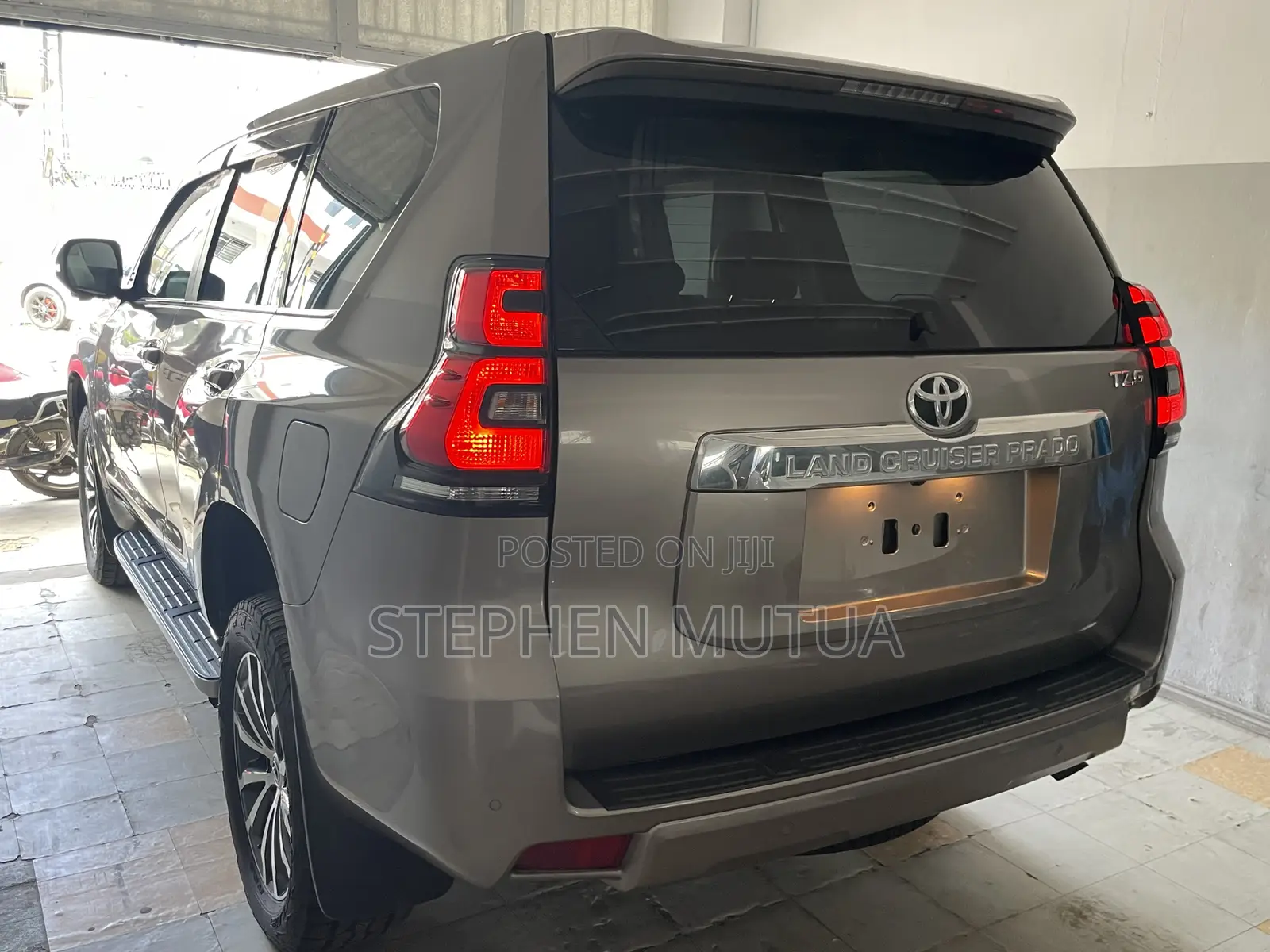 Toyota Land Cruiser Prado 2.8 2021 Brown