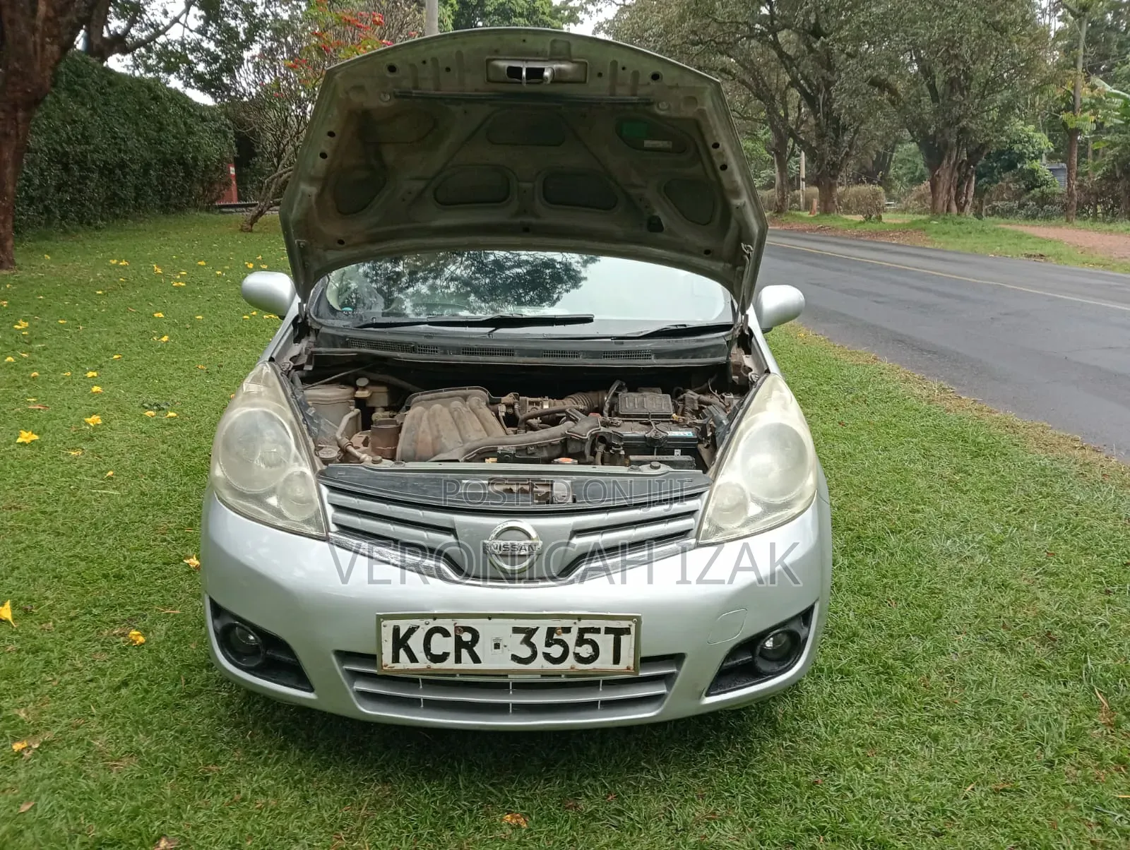 Nissan Note 2011 Silver