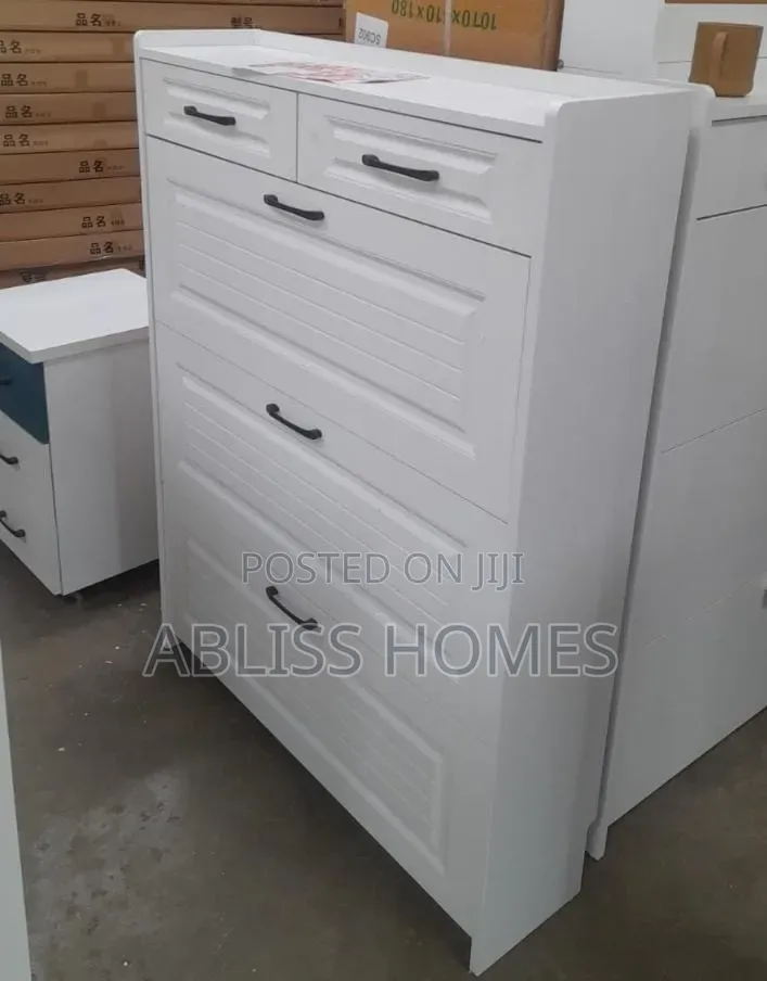 Bucket Flip Shoe Cabinet