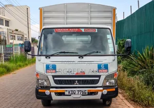 Mitsubishi Fuso Canter 2023 White