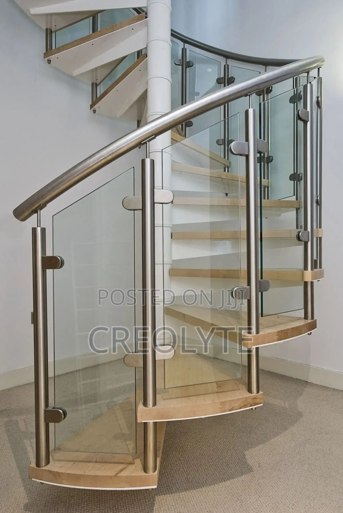 Stainless Steel Pipe Railing – Balcony Staircase
