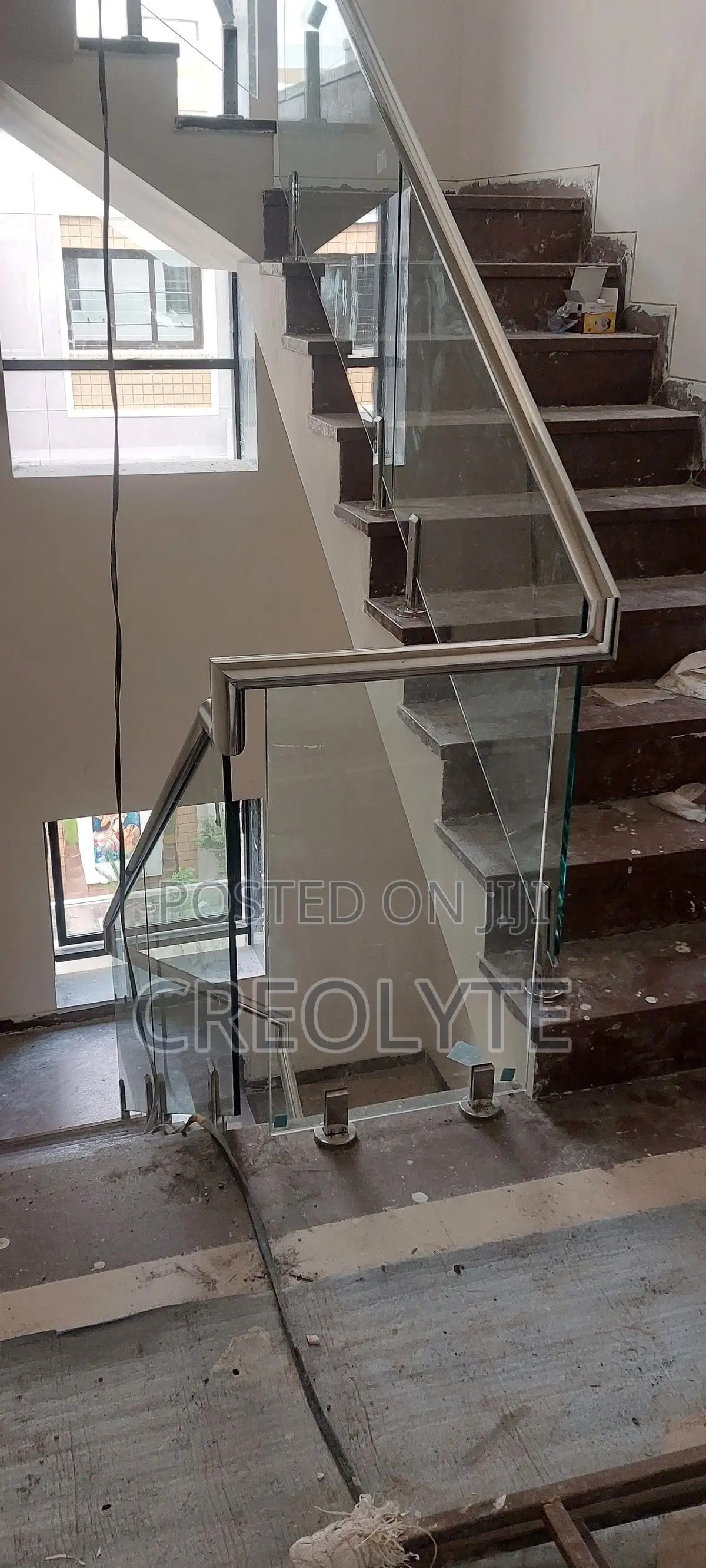 Stainless Steel Pipe Railing – Balcony Staircase