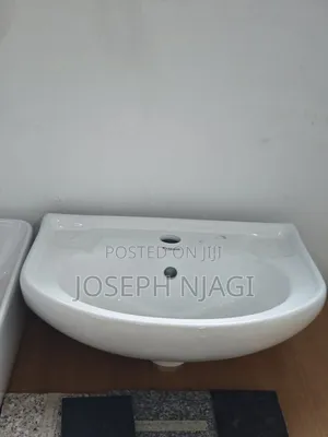 Wall-Hung Wash Basin